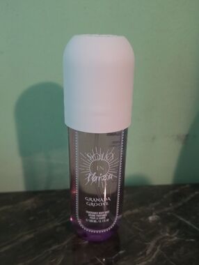 Solo En Ibiza Granada Groove Body Mist — Purple